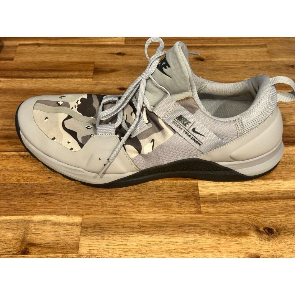 Nike Tech Trainer Men's 11.5 Gray Camo Athletic Training Sneakers